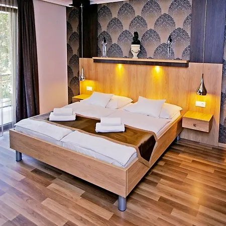 Hotel Boutique Divina *